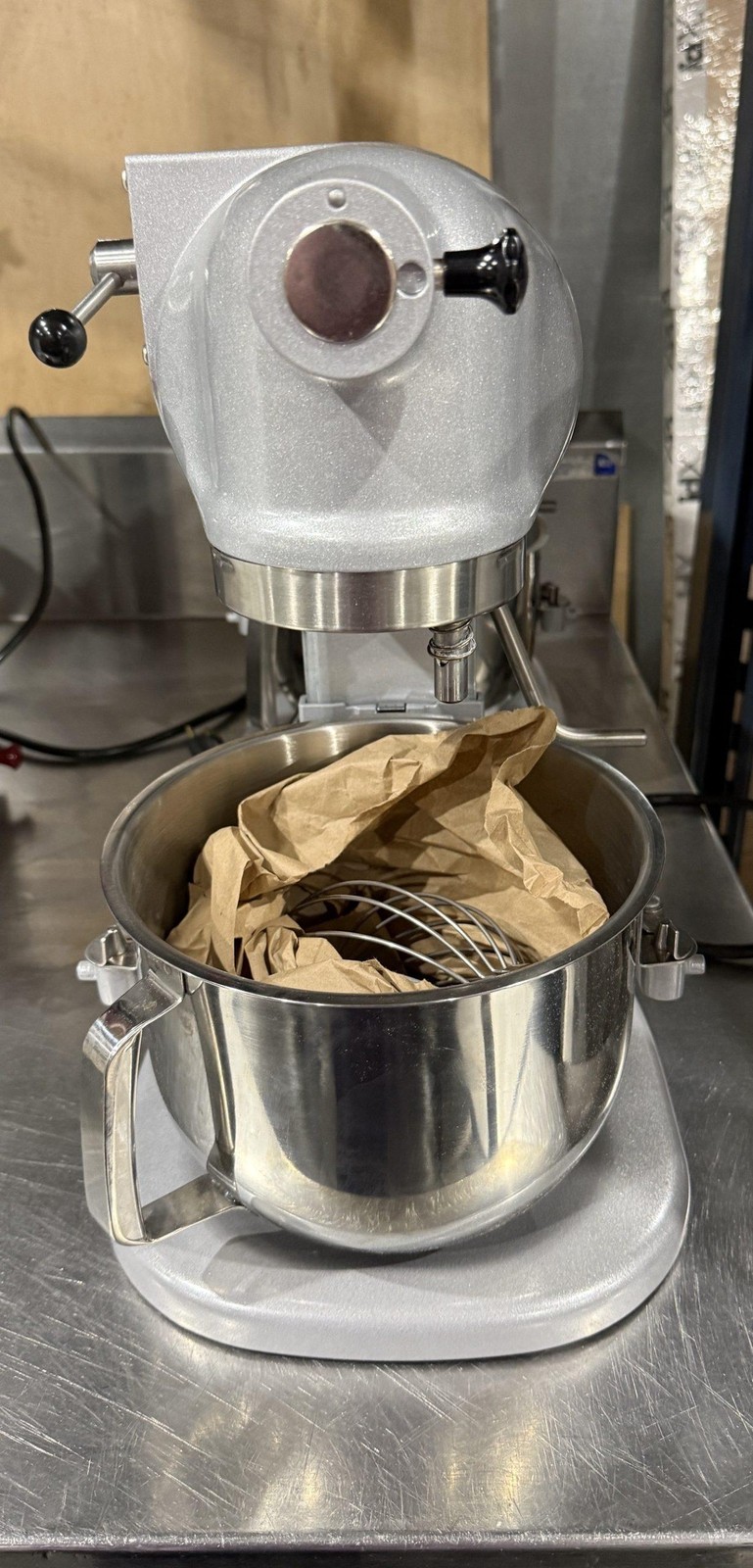 2025 HOBART N50 5QT. DOUGH MIXER W/ BOWL AND WHISK ATTACHMENT