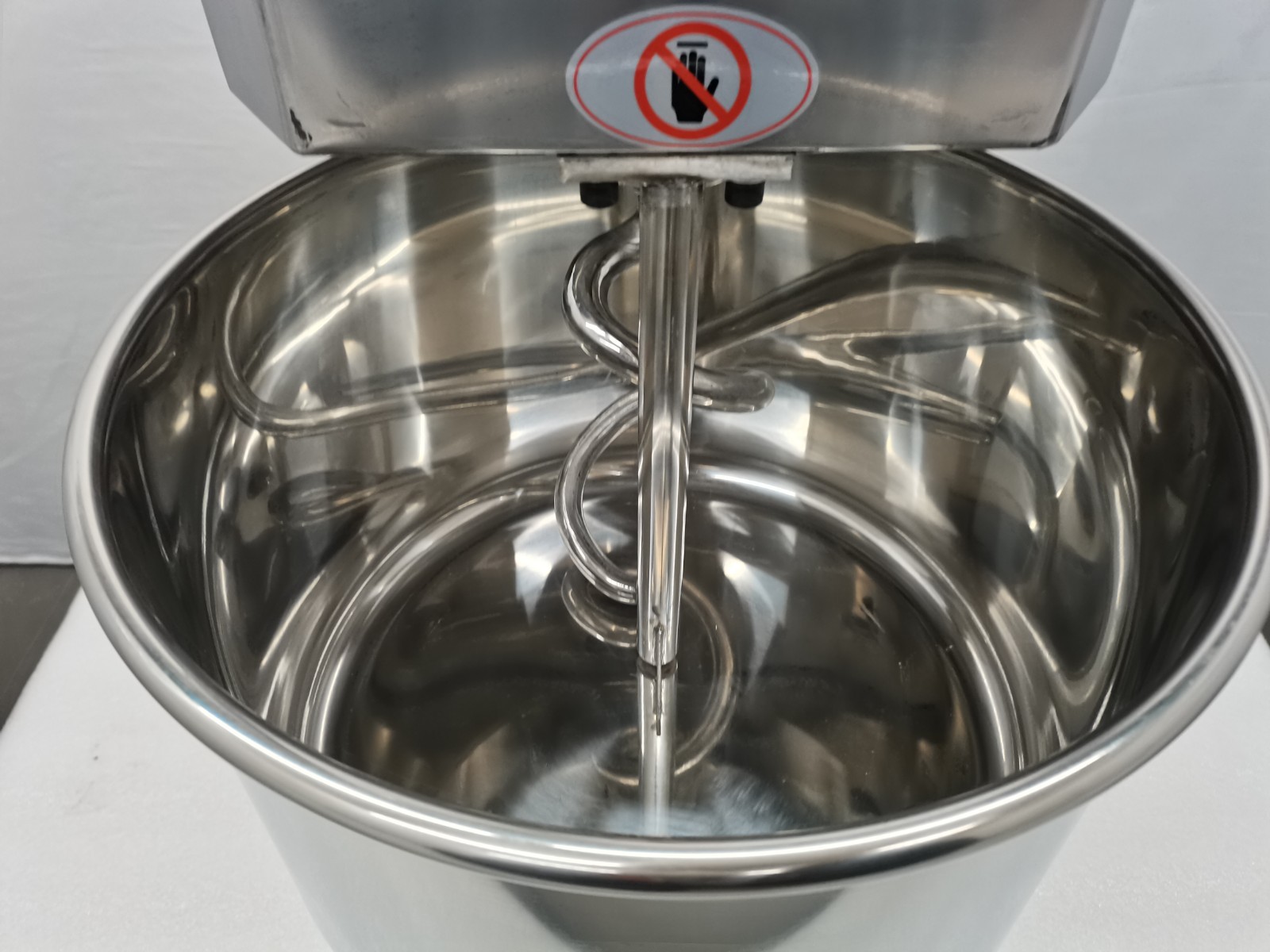 30L Commercial Double Action Double Speed Spiral Dough Mixer 110V Flour Mixer