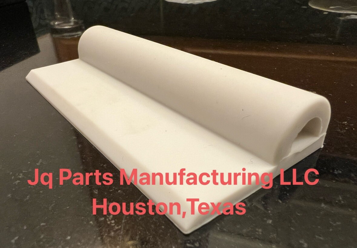 Hobart HCM-450 Bowl Lid Rubber Scraper # 122209-1