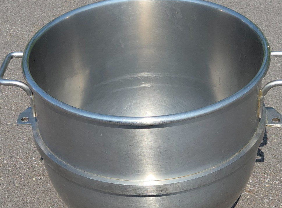 HOBART VMLH 60QT Mixing Bowl 60 Quart STAINLESS STEEL MIXING BOWL (EXCELLENT)