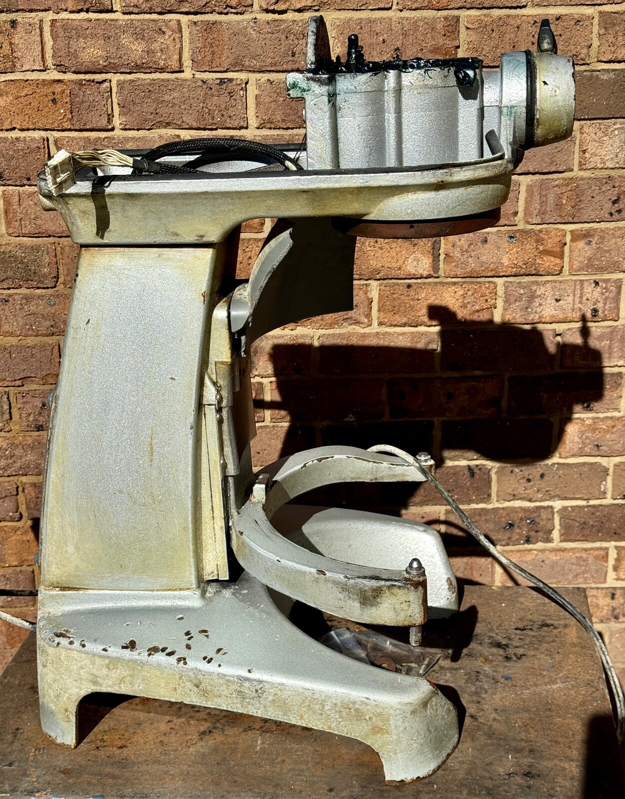 HOBART HL200 LEGACY STAND DOUGH COMMERCIAL MIXER 20 QT – FOR PARTS OR REPAIR!