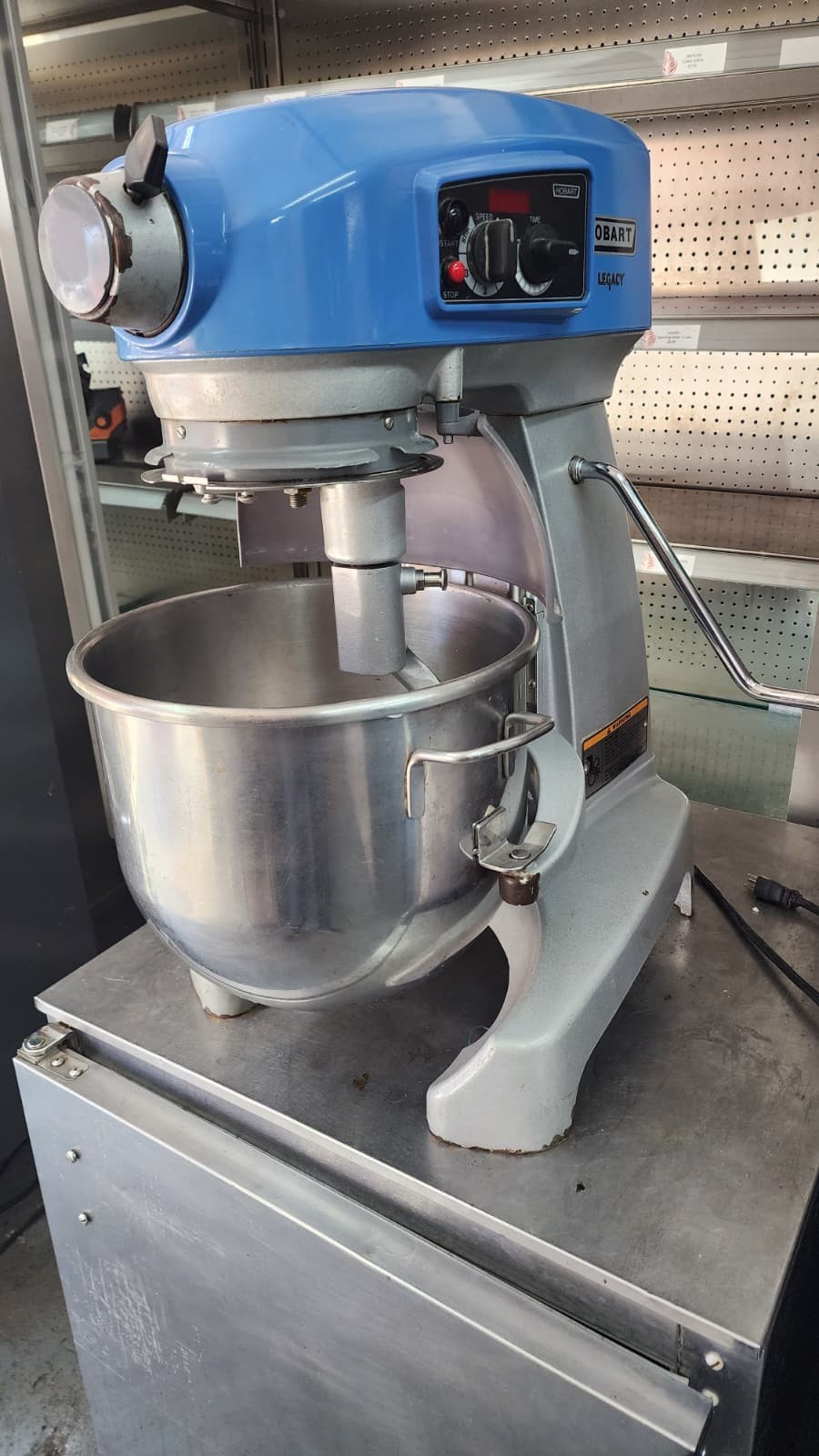 Hobart HL200 Legacy Planetary Mixer – Standard Accessory Kit, 20 Qt. Tabletop