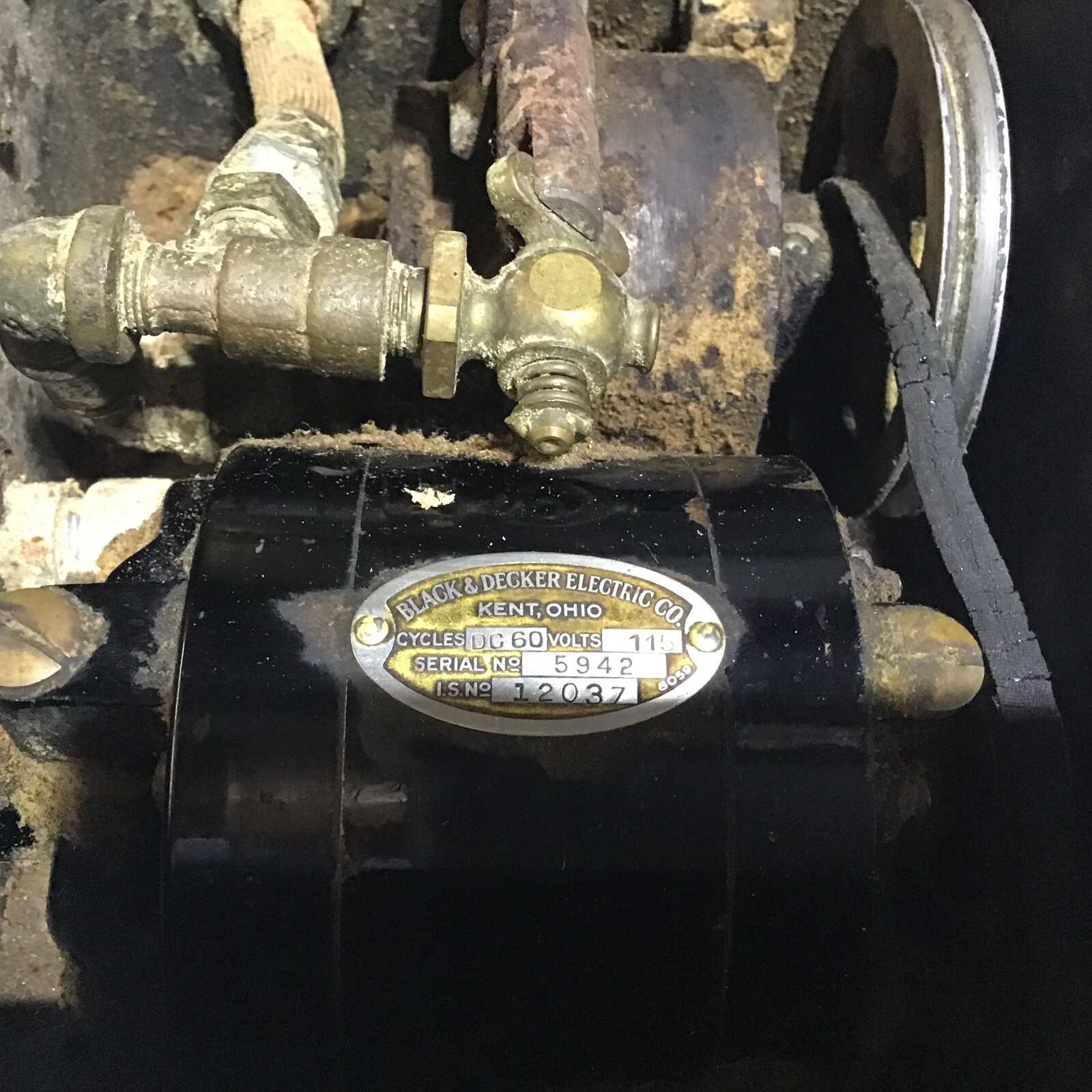 Vintage Hobart Air Whip 501-AW w 20 and 40 at bowls. includes compressor
