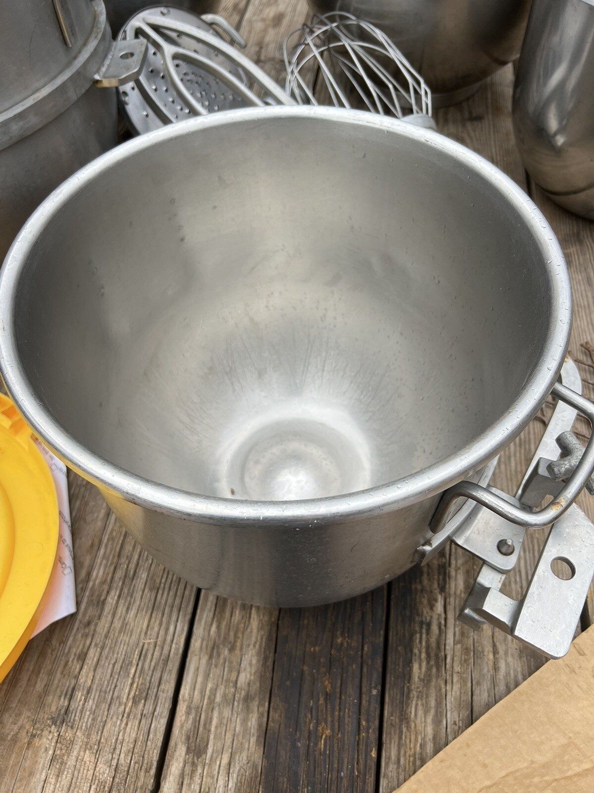 Blakeslee 60 Quart DD-60T Reducer Ring (BOWL And MIXER NOT INCLUDED)
