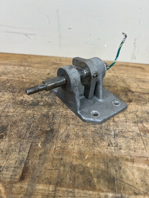 Hobart Interlock Latch Assembly -HCM300/450 Part# 00-290606, or 00-937594