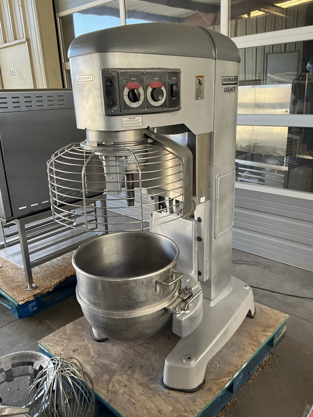 Hobart Legacy 140qt Dough mixer HL1400N with 80qt set up Hook Paddle Whisk Bowl