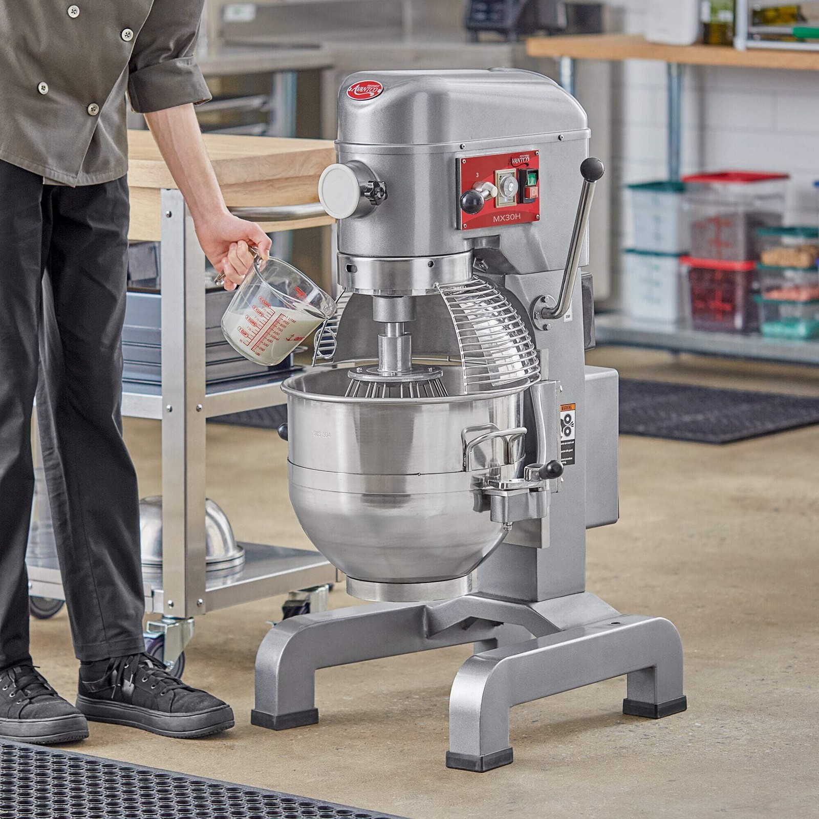 30 Qt. Planetary Floor Mixer with Guard & Standard Accessories – 120V, 1 3/4 hp