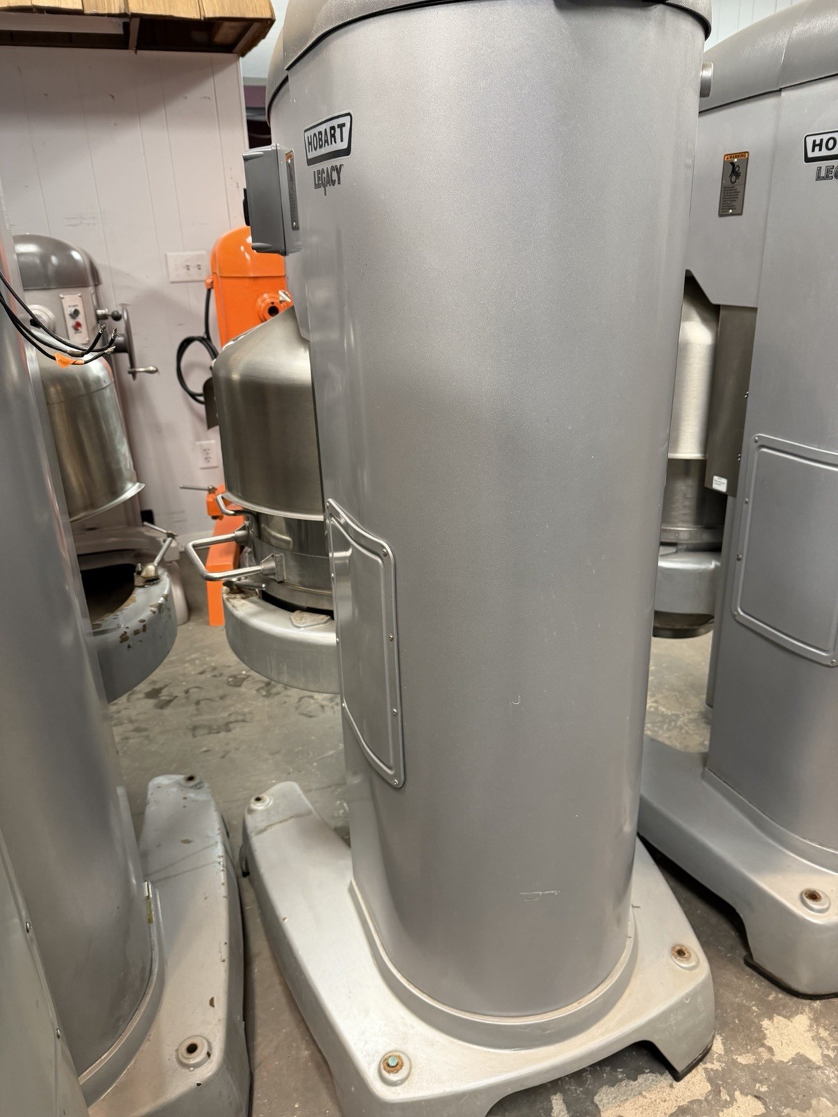 Hobart HL1400N 4 Speed Floor Model Commercial Mixer, Stainless Steel
