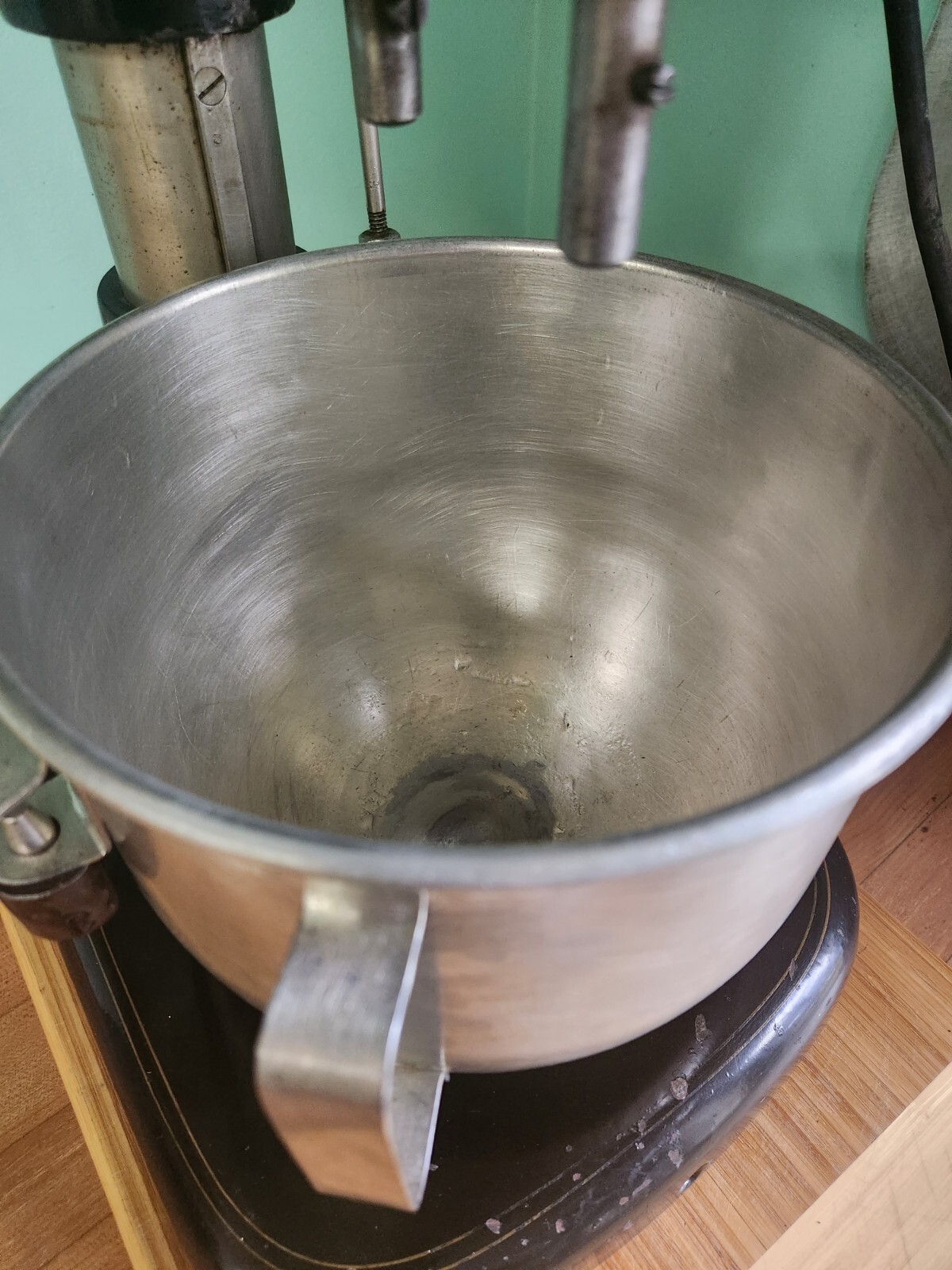 Vintage KitchenAid Hobart 5 Qt. Tin Steel Bowl, 5 Quart N-50, Model G & K5-A EUC