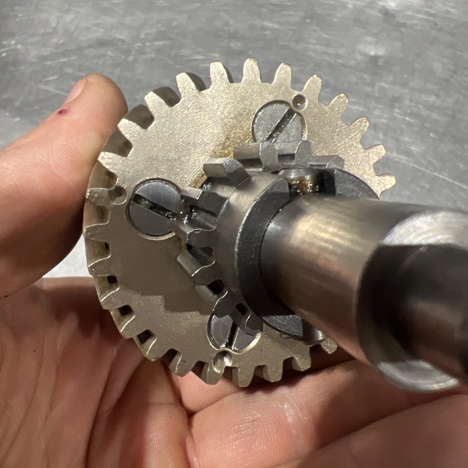 Genuine Hobart A200 20 QT Mixer Old Style Worm Gear Assy W/Spring PN M-24861-1