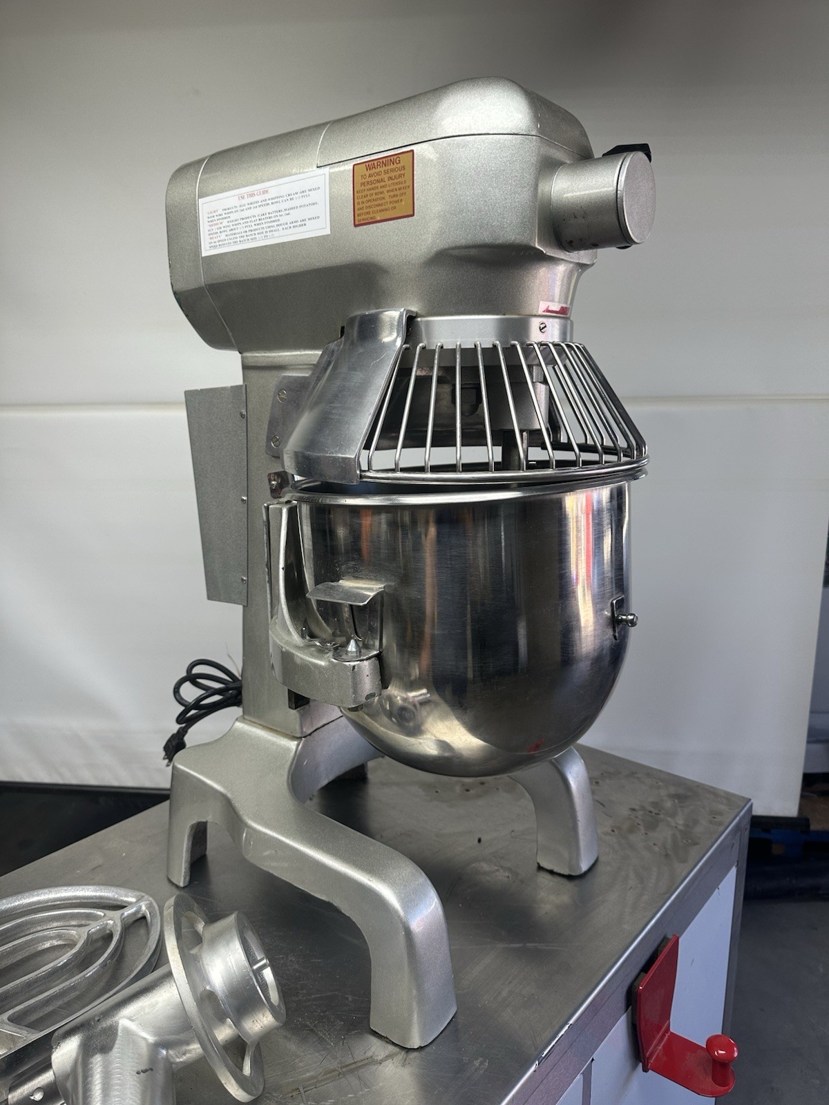 THUNDERBIRD ARM-02 20-QUART HEAVY DUTY MIXER