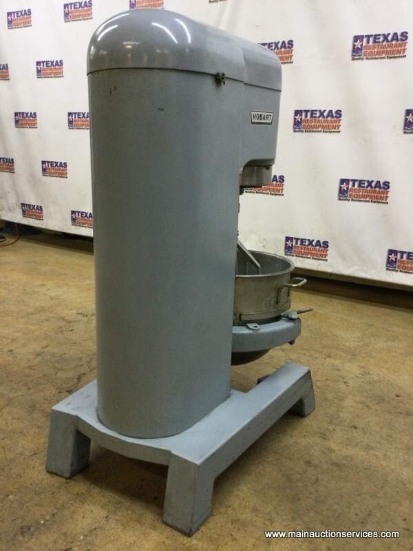 Hobart H-600T, 60 Qts Dough Mixer With Bowl & 1 Attachment