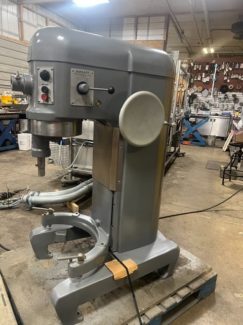 Hobart 60qt Mixer – H600 – 230V 1Ph -Includes Stainless Bowl, Hook – Refurbished
