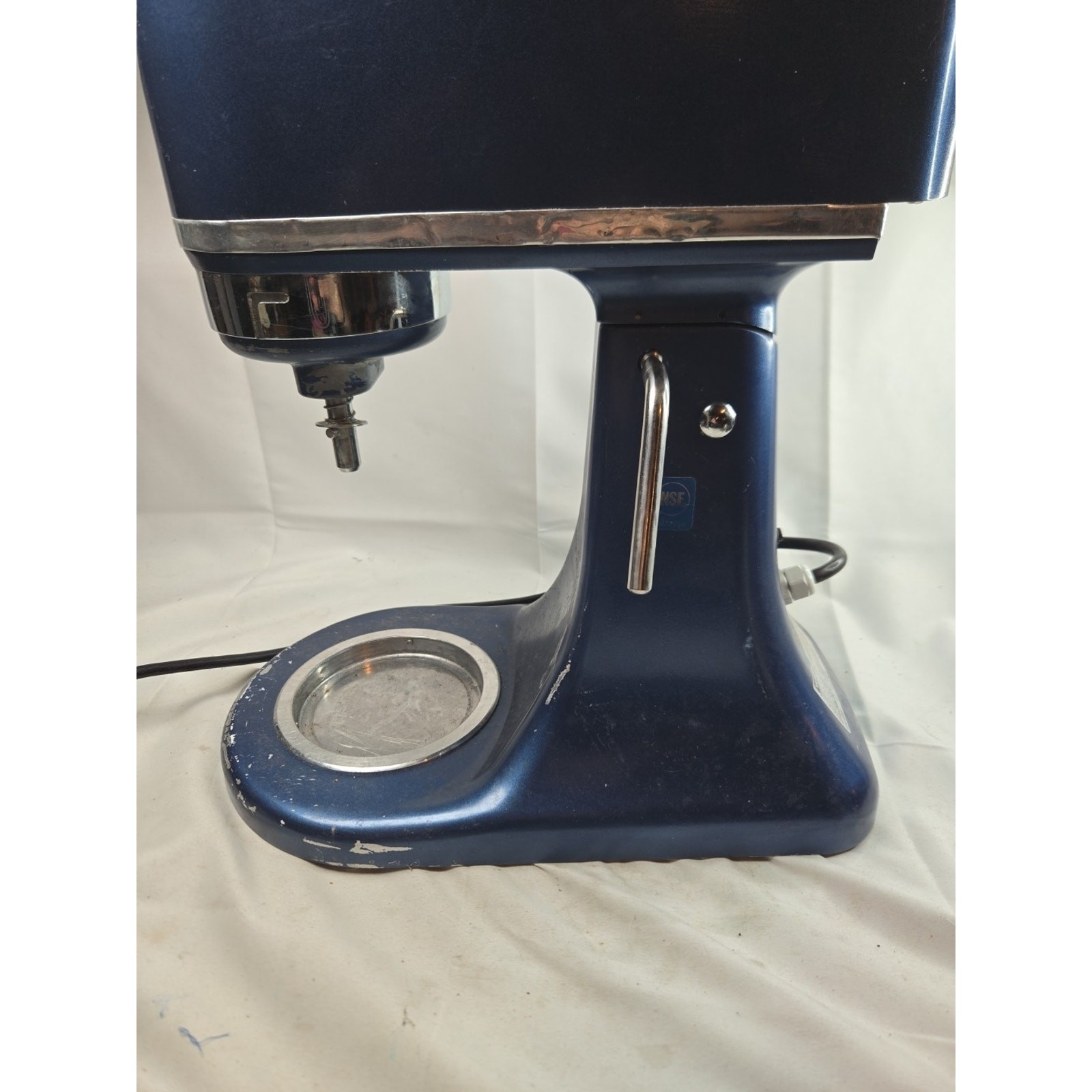 Waring WSM7L 7 Qt Luna Commercial Planetary Countertop Mixer BASE UNIT ONLY