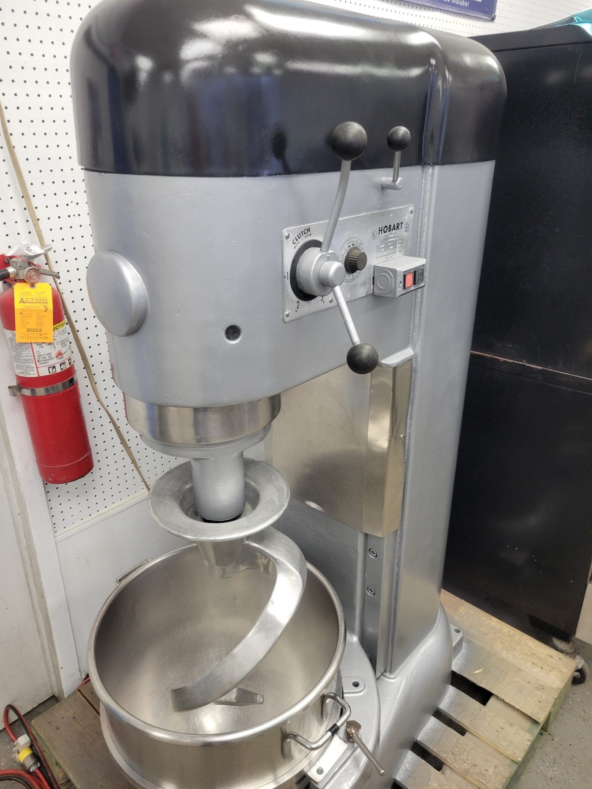 HOBART M-802 80QT PIZZA BAKERY DOUGH MIXER STEEL BOWL, HOOK 220V 3PH