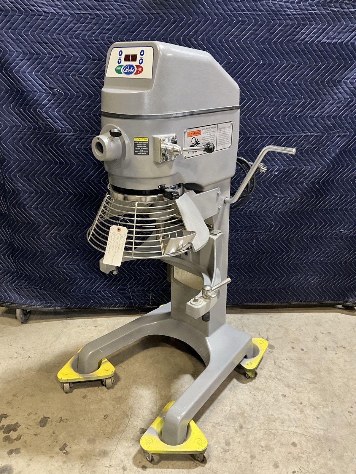 Globe SP30 30 qt artisan bakery dough mixer. NO BOWL NO ATTACHMENTS