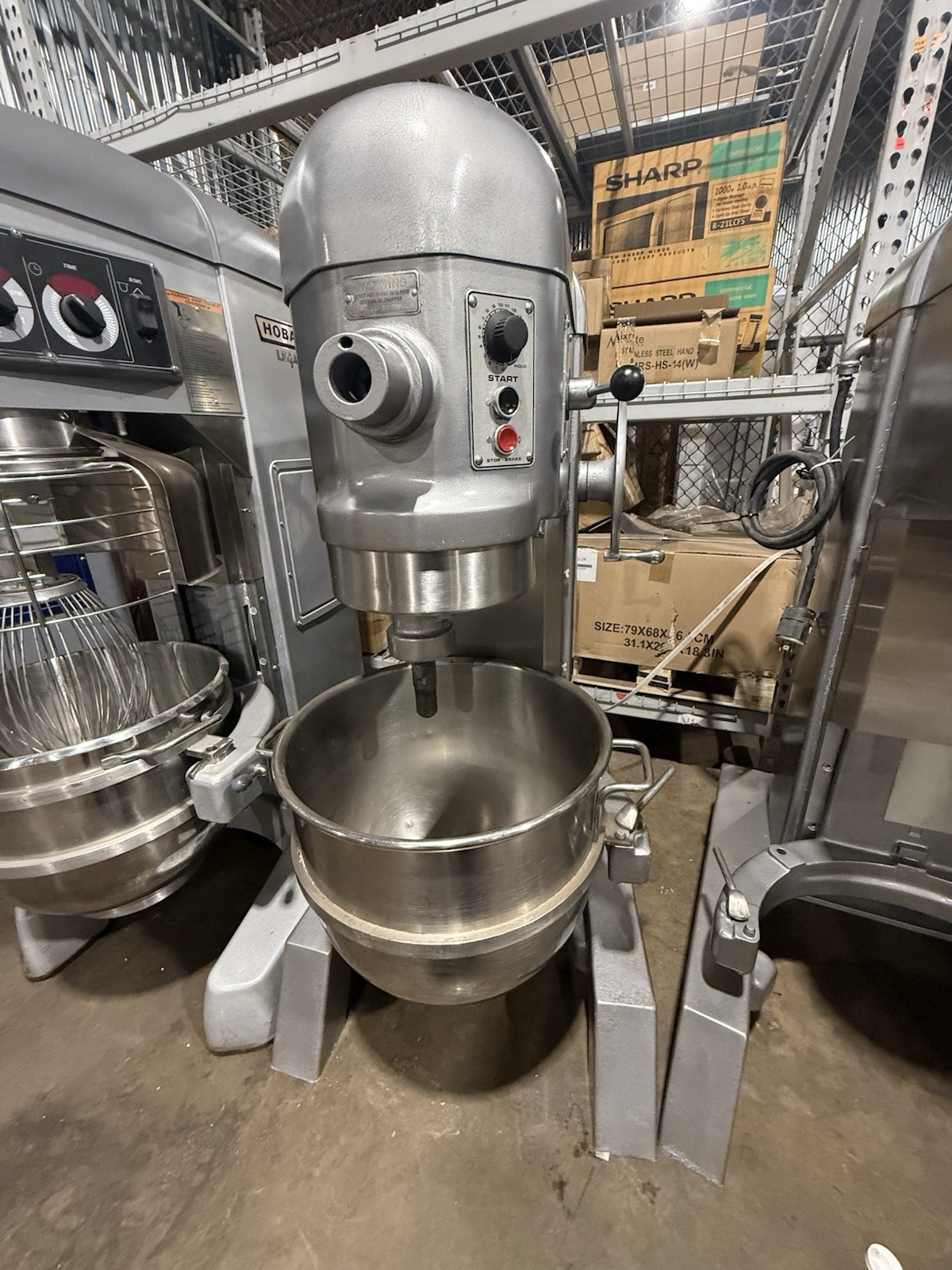 Hobart H-600T Commercial Pizza Dough Mixer 60QT 3PH 1HP 220v