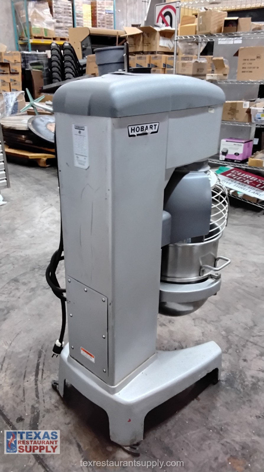 Hobart Legacy HL400 40 quart Dough Mixer with Bowl Guard and 1 Hook