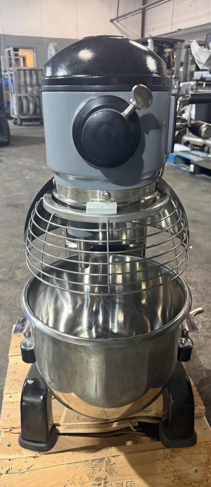 2023 HOBART CENTERLINE HMM20 20 QT. MIXER W/ BOWL, BOWL GUARD and NO ATTACHMENTS