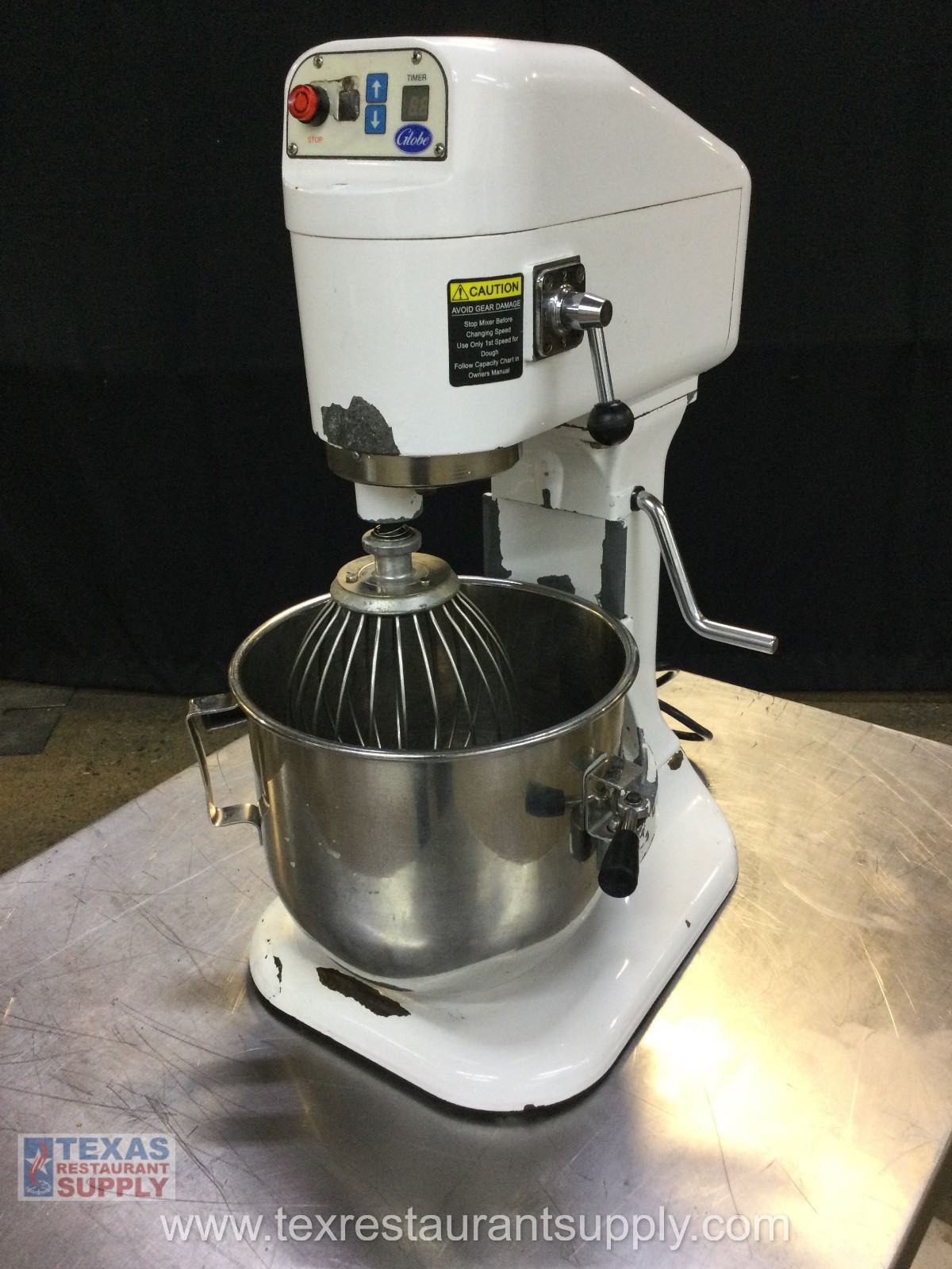 Globe SP8, 8 Qt Countertop Mixer With Bowl 3 Attachment