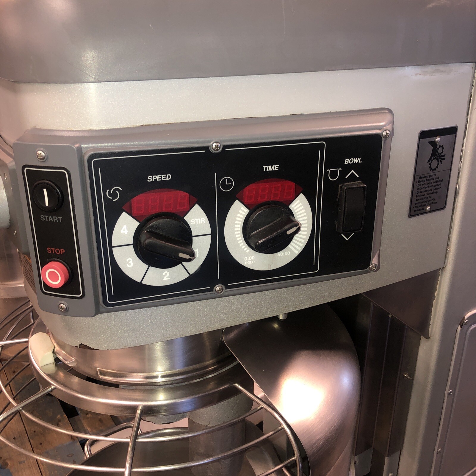 Hobart Legacy+ HL662-1STD 60 Qt. Planetary Floor Pizza Mixer with Guard 240v