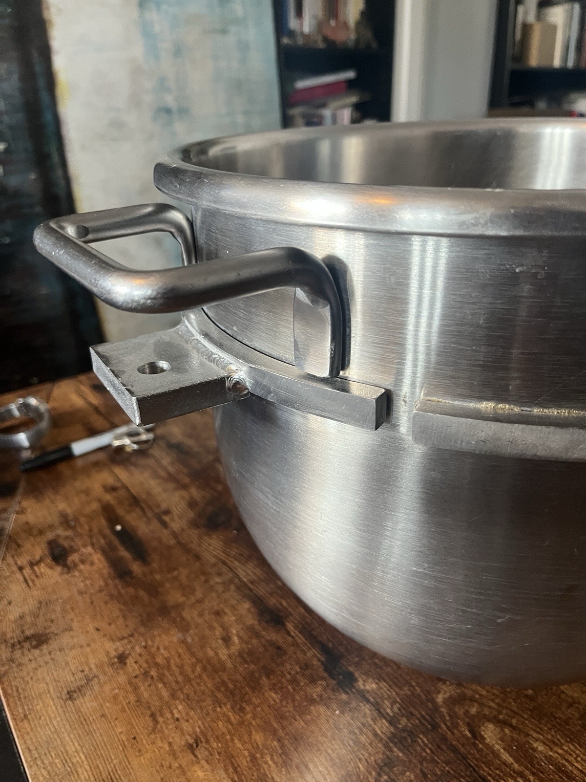 Hobart D-20 Mixer Bowl 20 Quart