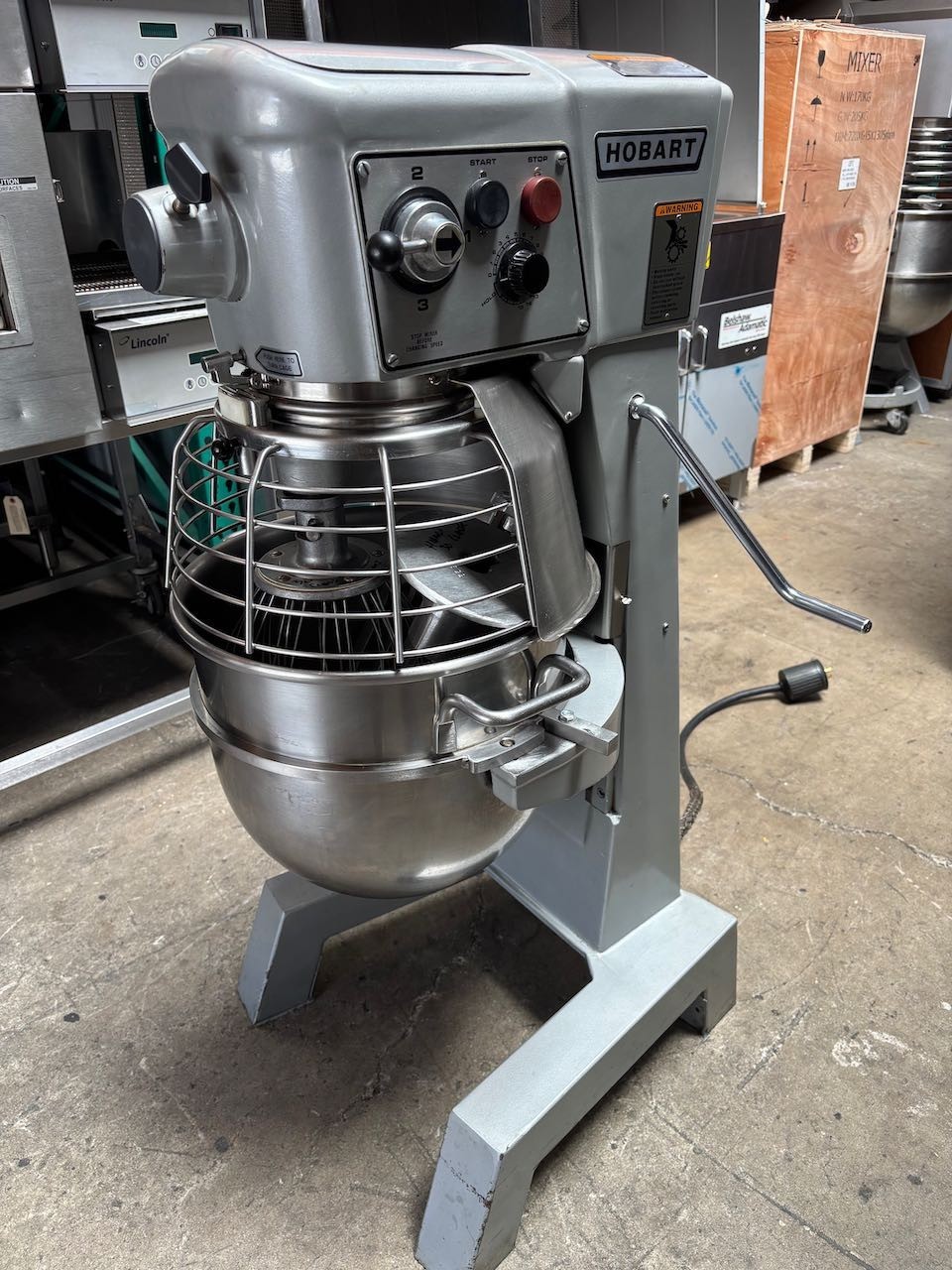 30 Quart Mixer Hobart D300T Classic Safety Bowl Guard Cage Timer & 3 Attachments