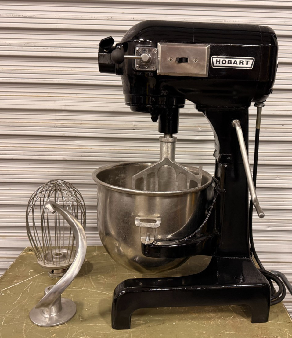 Hobart A200 20 Quart 3PH Commercial Mixer With 3 Attachments Freshly Serviced