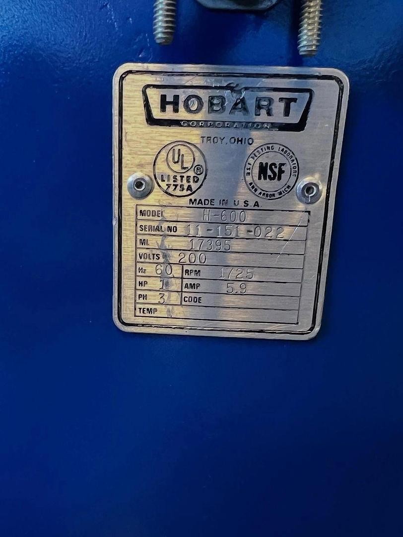 Hobart H-600 60 Qt Mixer 1HP – 3Ph – 200v New Stainless Bowl And Dough Hook