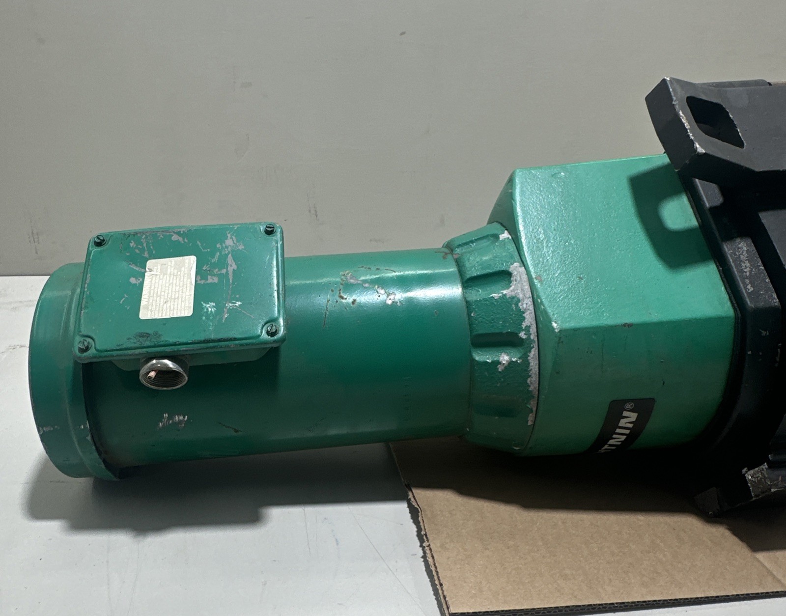 LIGHTNIN VEKTOR 290063 1/3HP W/ VEKTOR V8S25 Mixer Assembly – UNTESTED PREOWNED