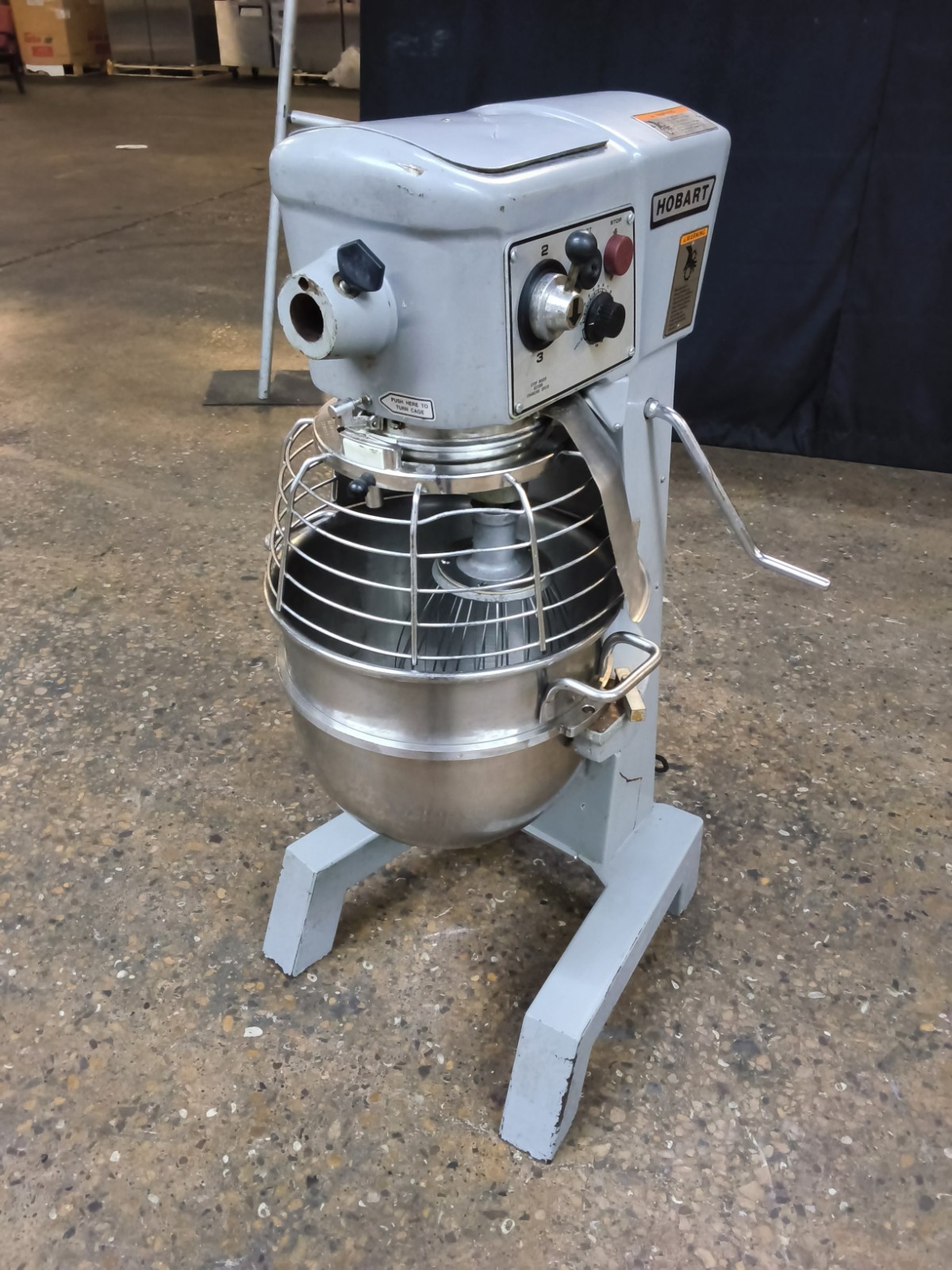 HOBART D300T 30 QT DOUGH BAKERY MIXER WITH GUARD 1 ATTACHMENT