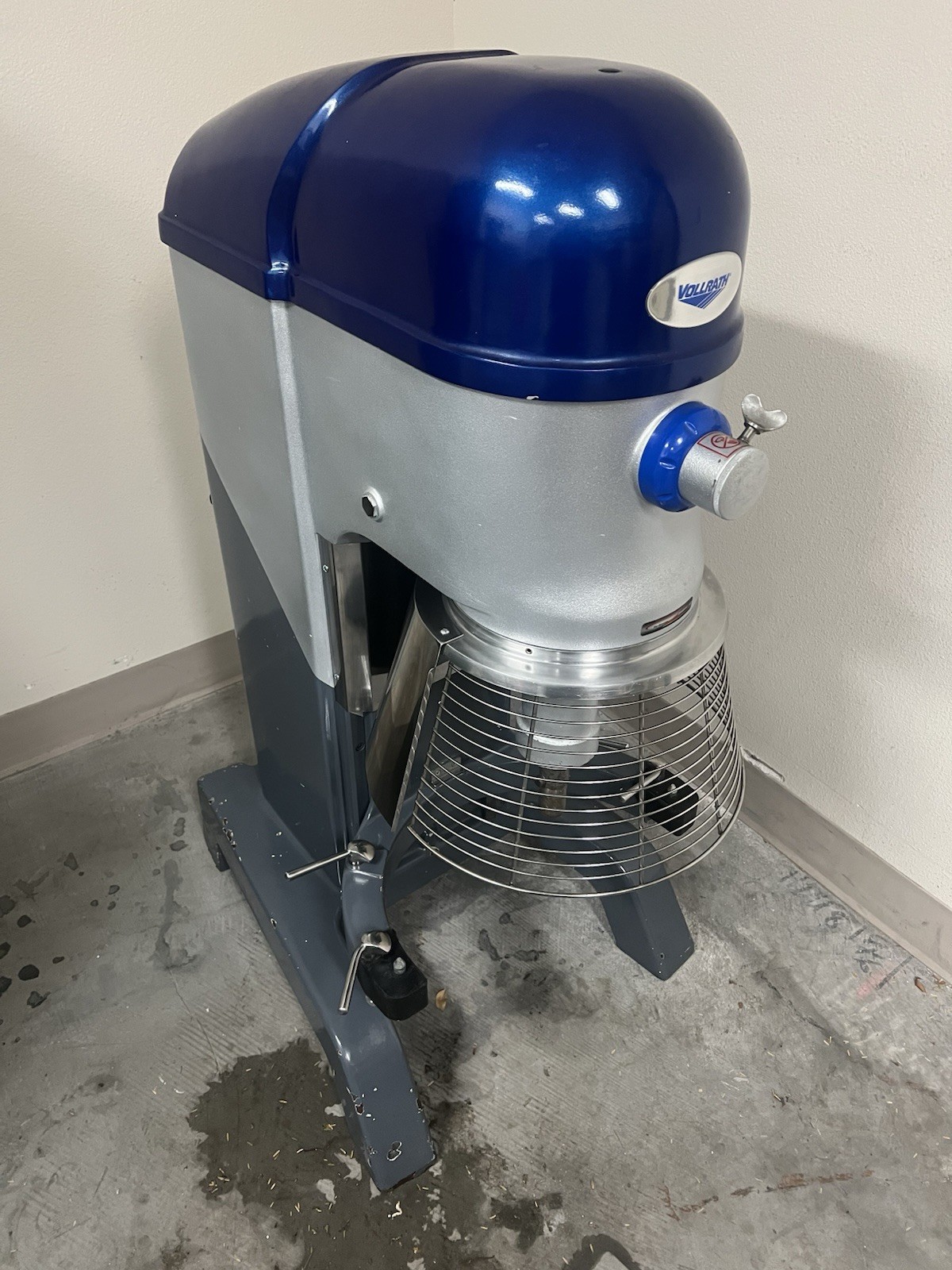 Vollrath Floor Model Commercial Mixer 3 Speed Bowl Whisk Paddle Dough Hook