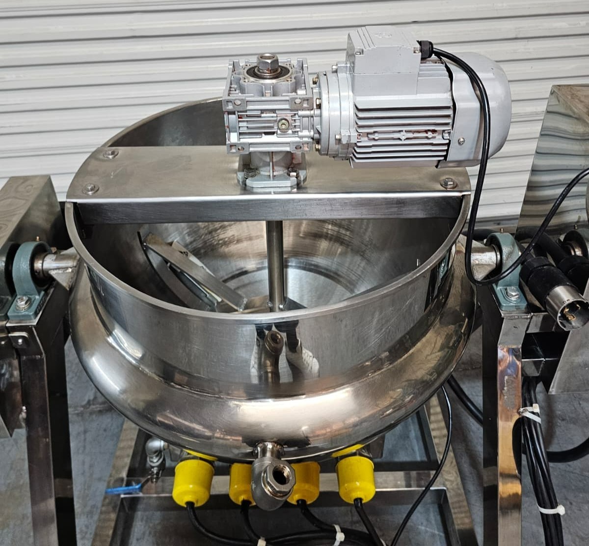 Stainless Steel Cooking Jacket Kettle with Automated Scraper Mixer
