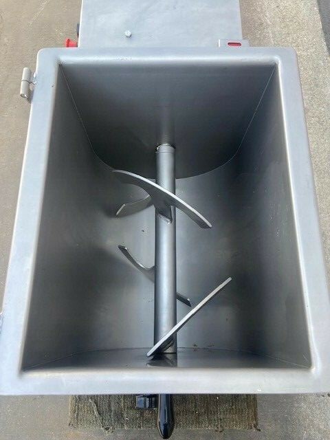 HEAVY-DUTY MEAT MIXER WITH 1 HP MOTOR AND 30-KG / 66-LB CAPACITY COMMERCIAL