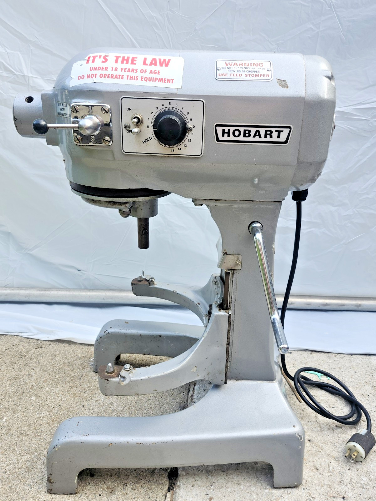 Hobart A-120T heavy-duty, 12-quart commercial countertop planetary mixer