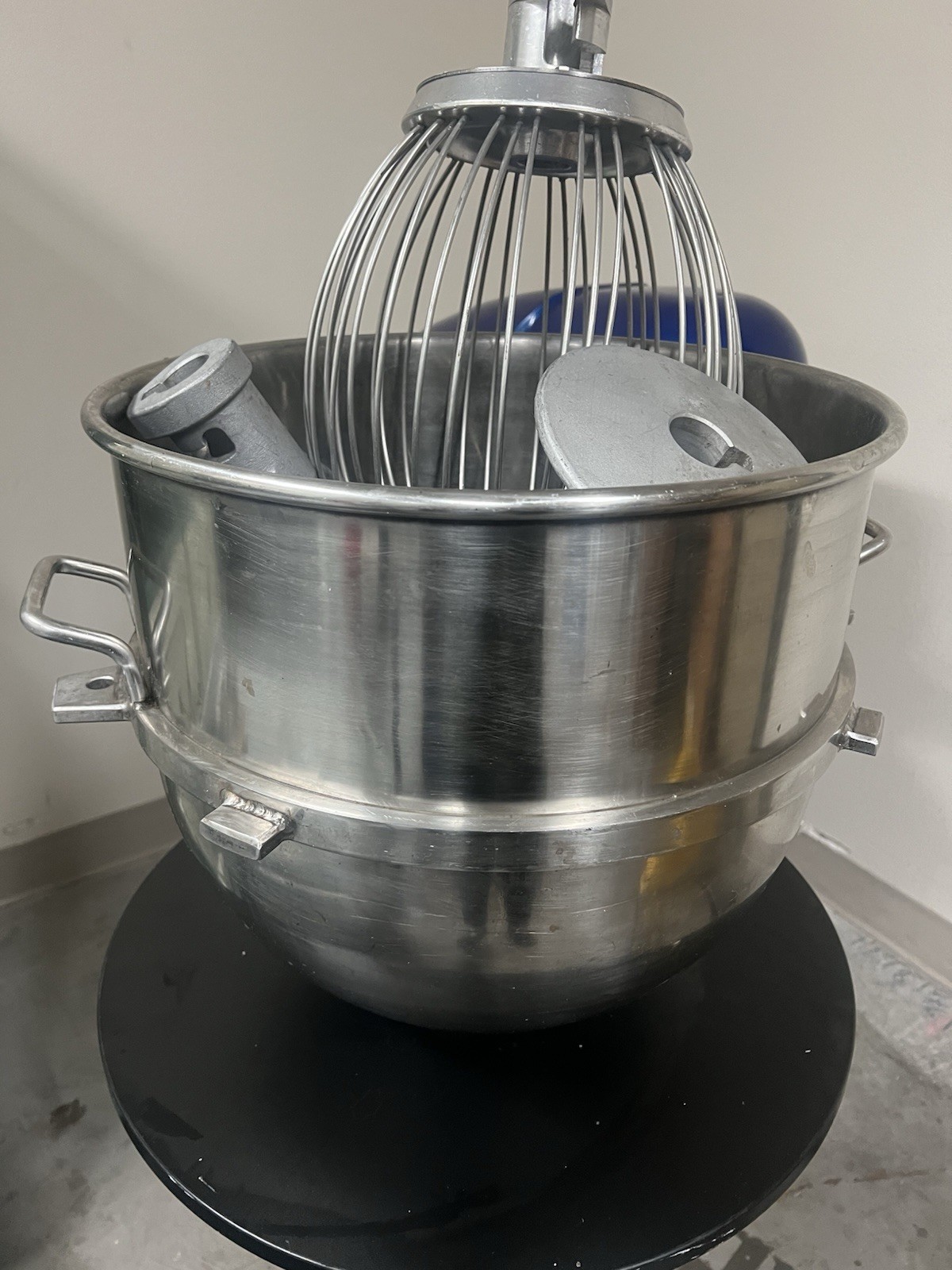 Vollrath Floor Model Commercial Mixer 3 Speed Bowl Whisk Paddle Dough Hook