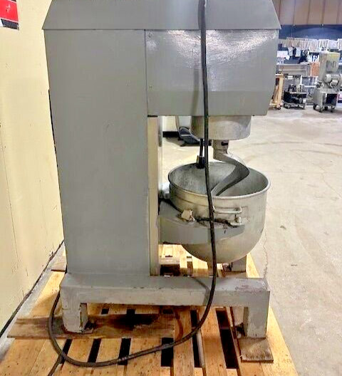 “VULCAN FM-60” HD COMMERCIAL 60 QUART 4 SPEED MIXER WITH BOWL AND J HOOK AUTOMIX