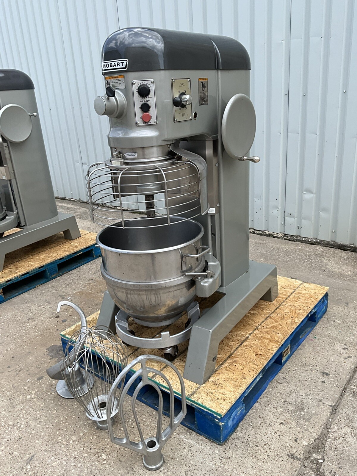 Hobart 60qt Dough mixer H600T Pizza Bakery Donut Pastry Shop bowl guard Hook 2