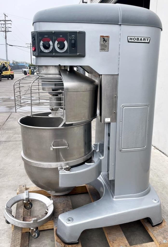 Hobart HL1400N LEGACY 140QT Commercial Bakery Dough Mixer 4 Speeds 5HP 220V 3PH