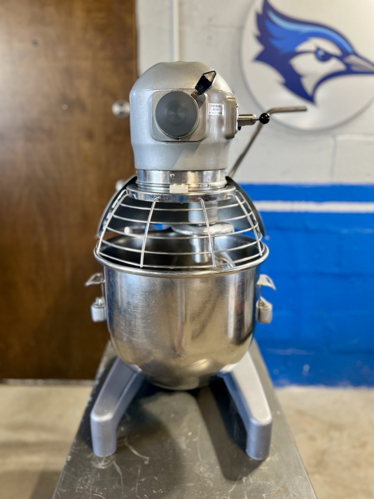 Hobart A200T 20 Quart Qt Mixer With Bowl And 2 Tools