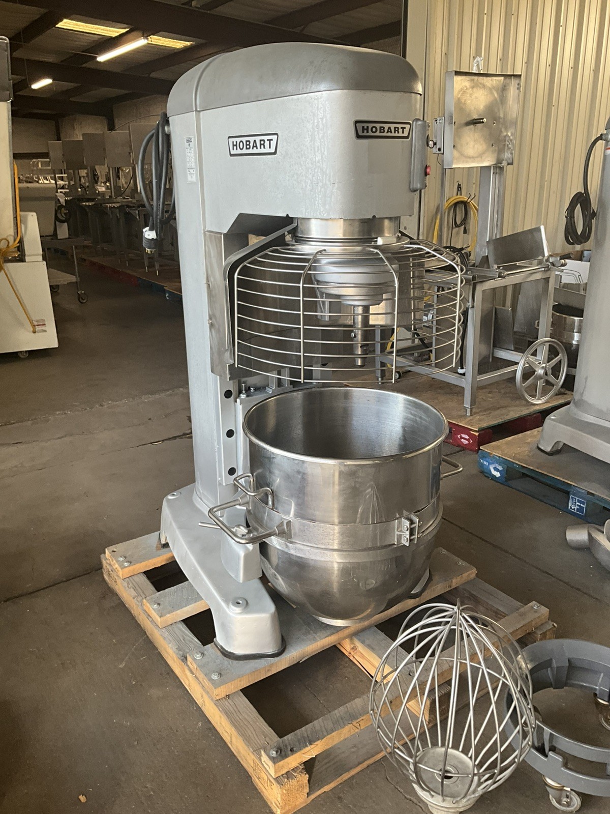 Hobart Legacy 140qt Dough mixer HL1400N Pizza Bakery Donut restaurant bowl guard