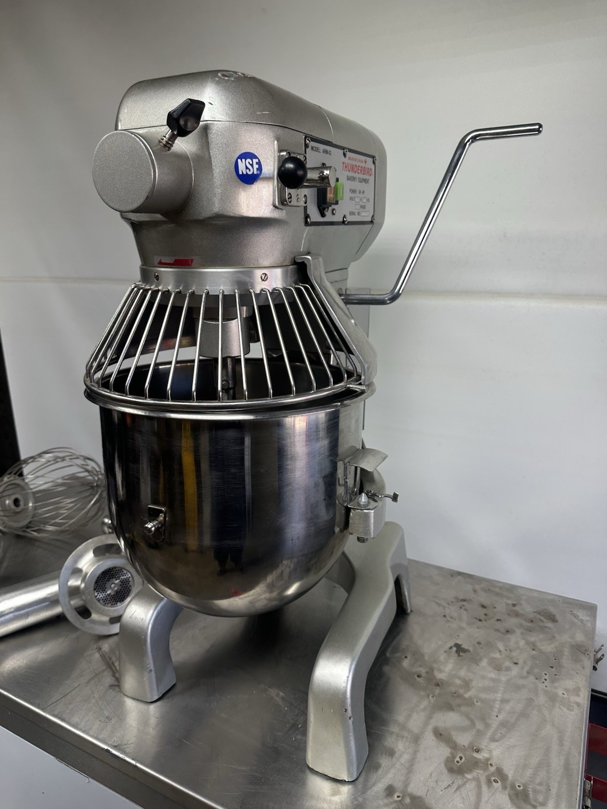 THUNDERBIRD ARM-02 20-QUART HEAVY DUTY MIXER