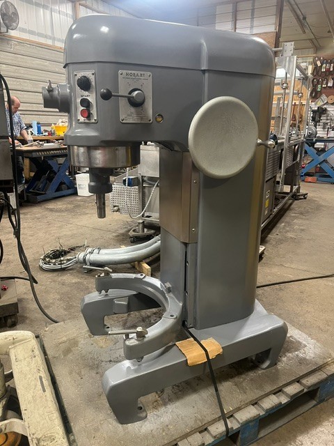 Hobart 60qt Mixer – H600 – 230V 1Ph -Includes Stainless Bowl, Hook – Refurbished