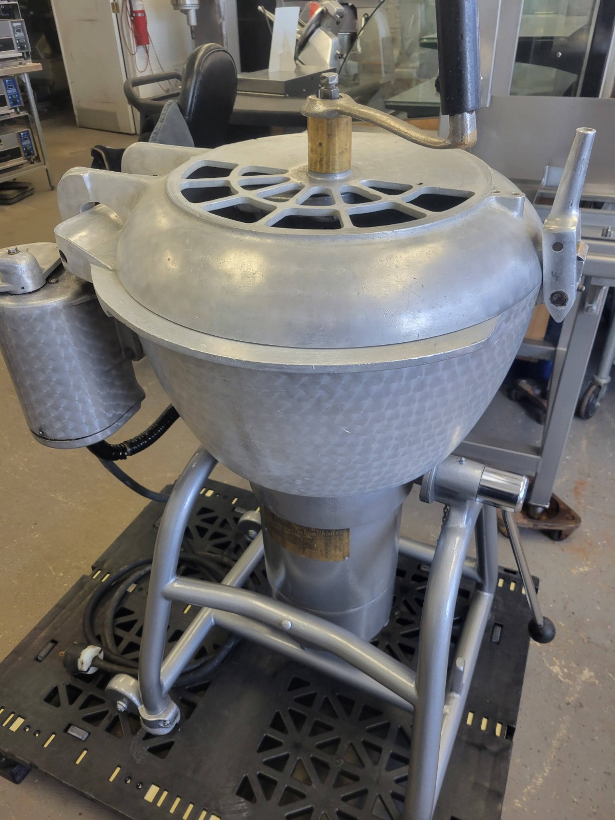 STEPHAN VCM-40 VERTICAL CUTTER MIXER 2 SPEED 1750 / 3500 RPM 220V 3PH 7.5 / 10HP