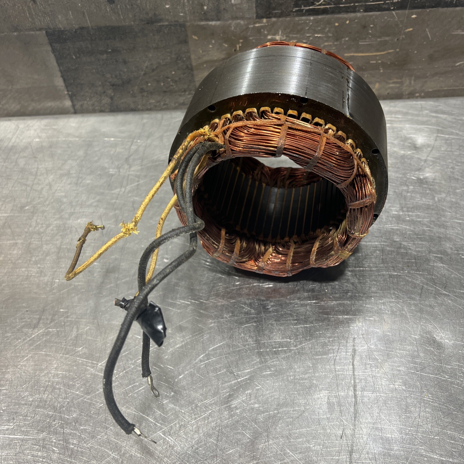 Genuine Hobart Model D-300 30 Qt Commercial Mixer Stator. 1 Ph 115V 60HZ
