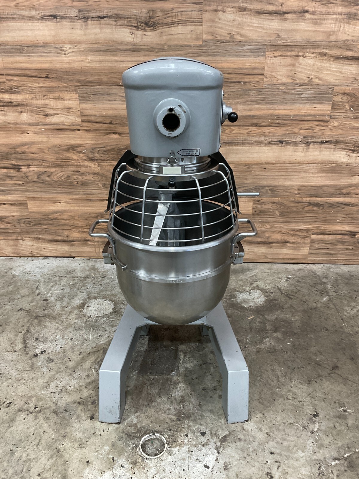 Hobart D300T Floor Mixer, 115V w/ 1 Attachment – Serial No. 11-1020-695