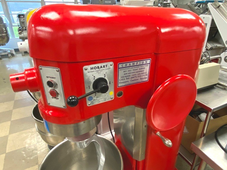 Mixers/ 60 Qt / Hobart H-600 / Mixer Red /w/t 4 Attachments/ 230V-1F-11A / 1-HP