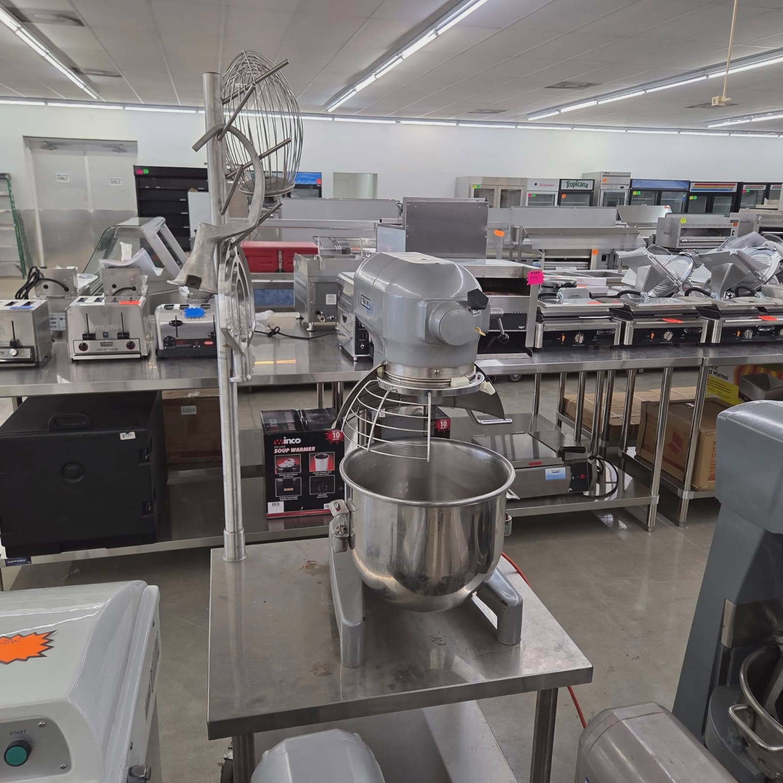 Hobart A200 20Qt Countertop Planetary Dough Mixer w/ Heavy Duty Stand – 115V