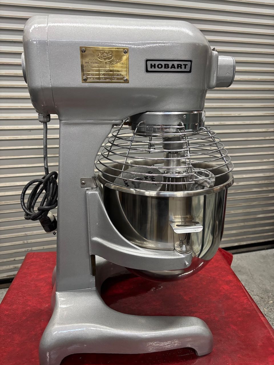 20 Quart Hobart A-200T Mixer 120V NEW Bowl & Attachments NSF Qt 1/3 HP #4837