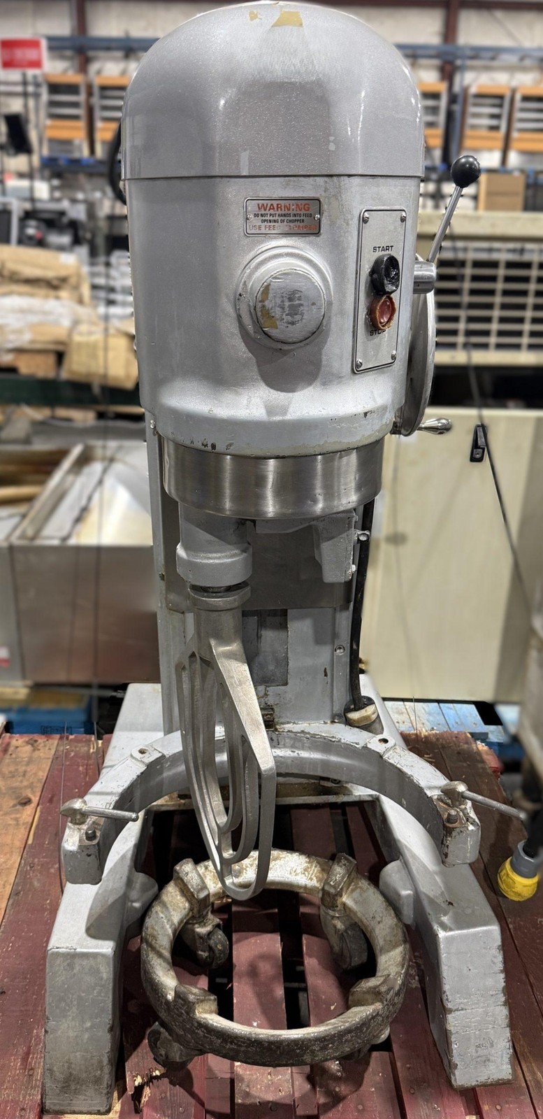 HOBART H600 60 QT BAKERY DOUGH MIXER W/ BOWL DOLLY AND PADDLE ATTACHMENT ONLY